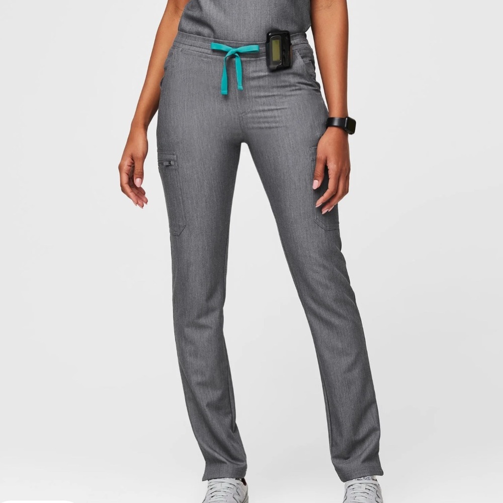 Figs Yola Skinny Scrub Pants graphite